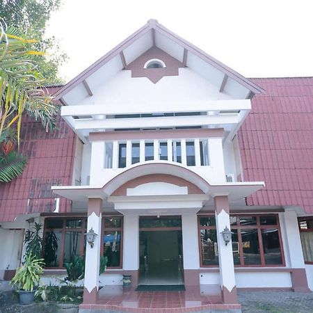 Hotel RedDoorz near Kampus 3 UTY Jogyakarta Zewnętrze zdjęcie
