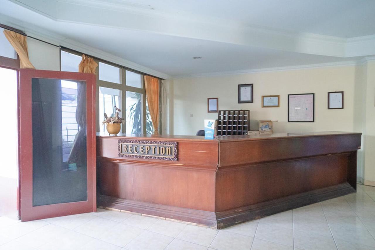Hotel RedDoorz near Kampus 3 UTY Jogyakarta Zewnętrze zdjęcie