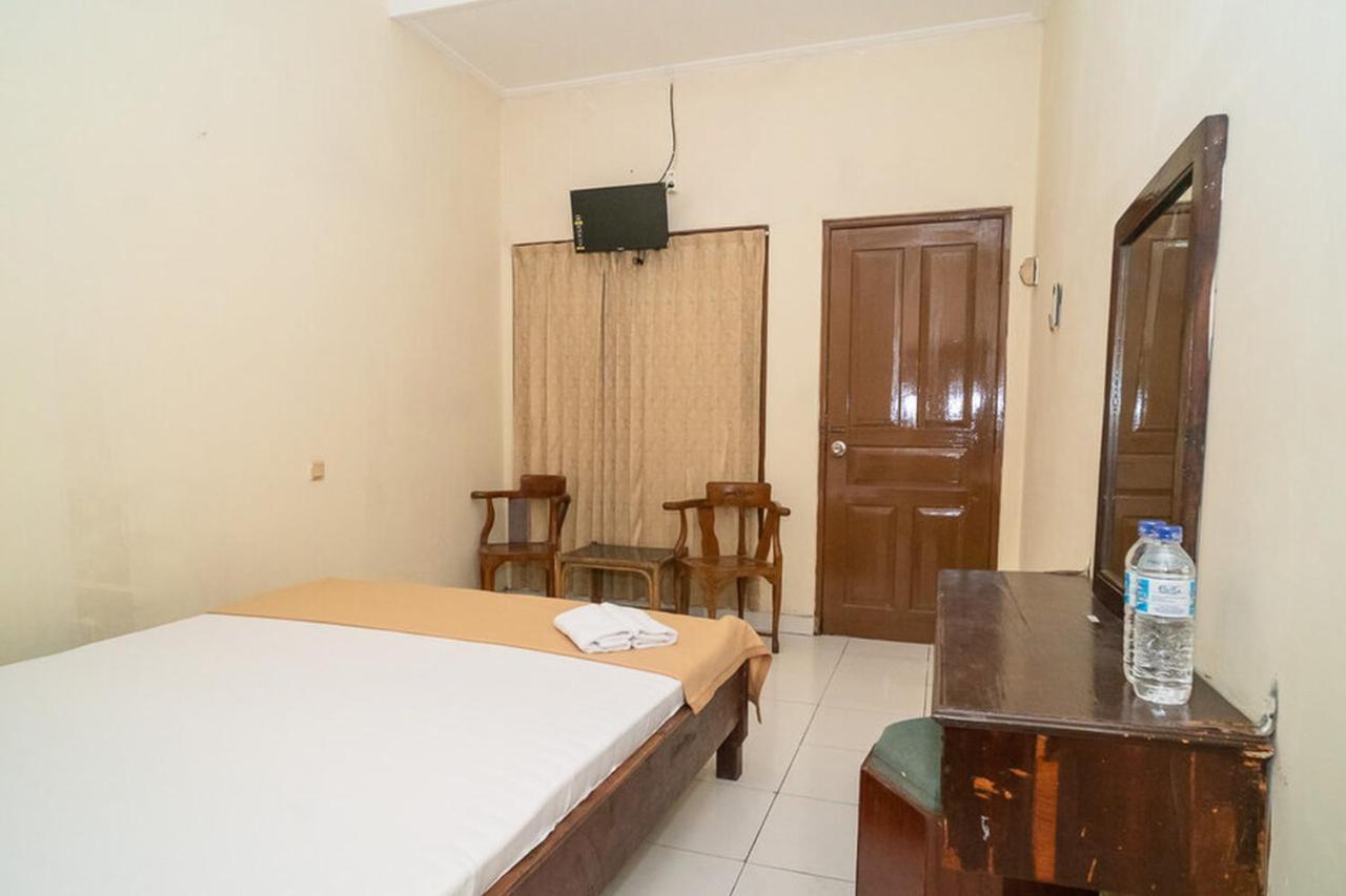 Hotel RedDoorz near Kampus 3 UTY Jogyakarta Zewnętrze zdjęcie